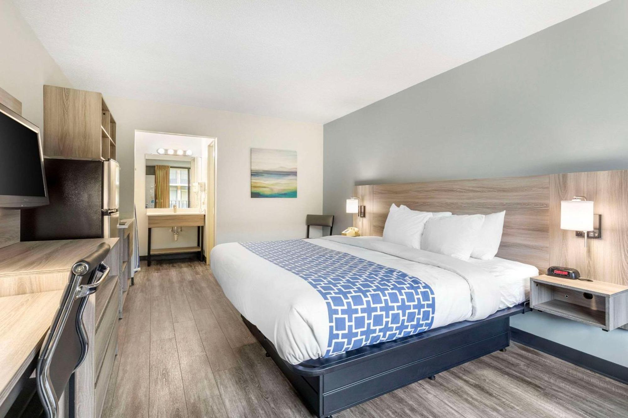 Suburban Studios Tysons Corner 빈 외부 사진