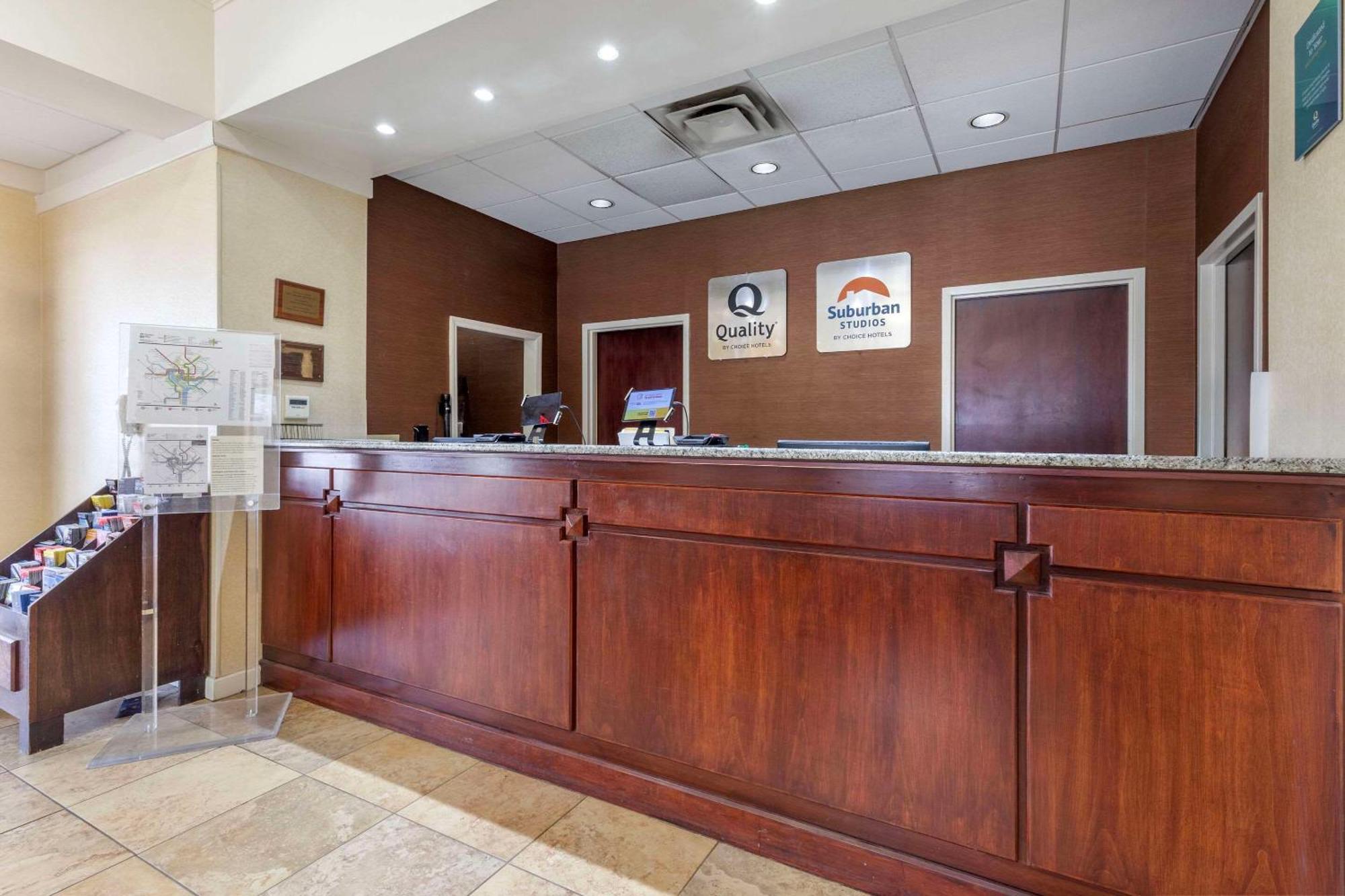 Suburban Studios Tysons Corner 빈 외부 사진